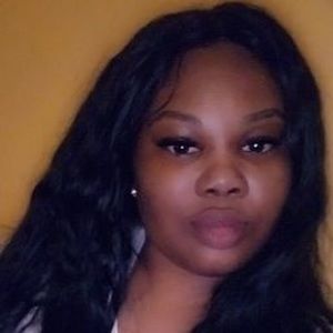 Meet your Posher, Roneisha